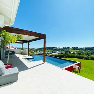https://villa-sinoe.comcaribbean.com